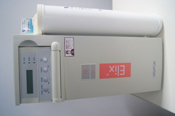 高性能高純水製造装置